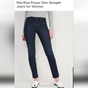NWT mid-rise power slim straight jeans Size 18 with 6 inch rise dark wash